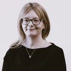 Liz Chalker