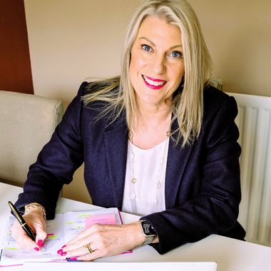 Lindsey Charlesworth